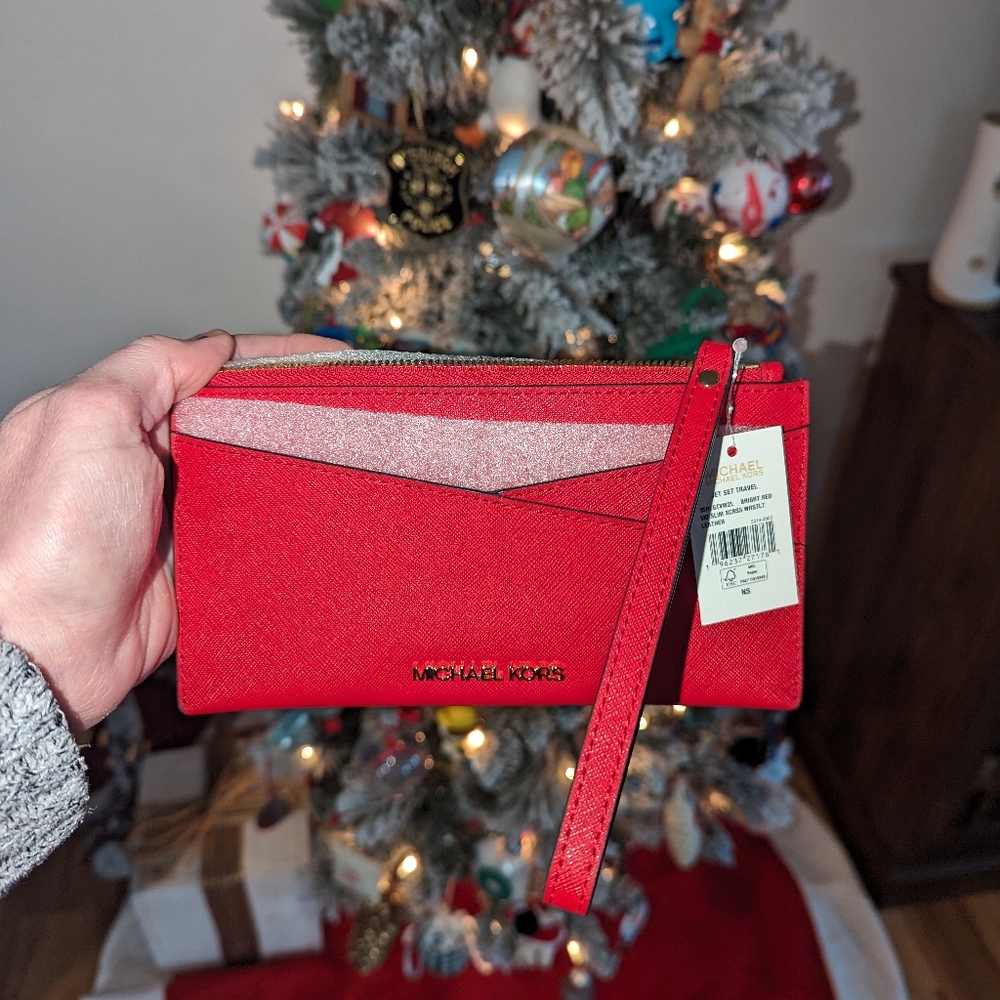 Michael Kors wristlet